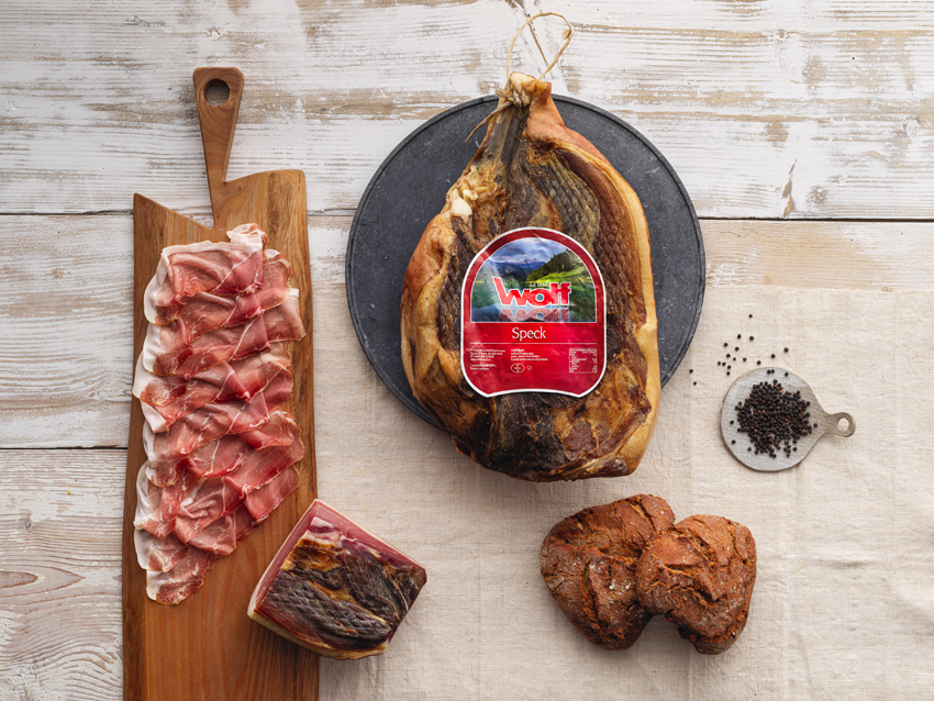 [PCHA00142] Speck 